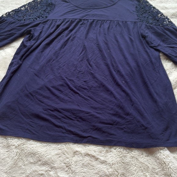 Reitmans Navy Lace-Sleeve Tunic – Size Large | Boho Chic | Scoop Neck | - Picture 3 of 7